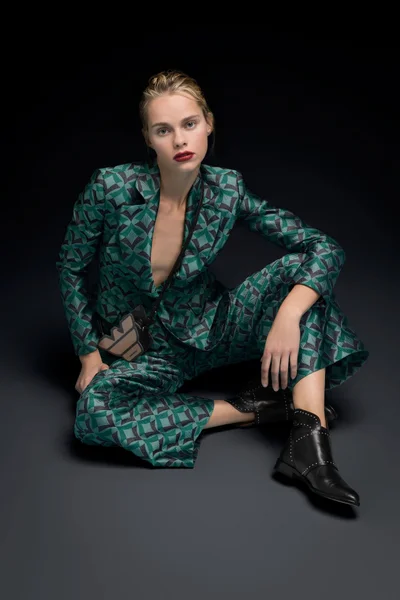 Look 9